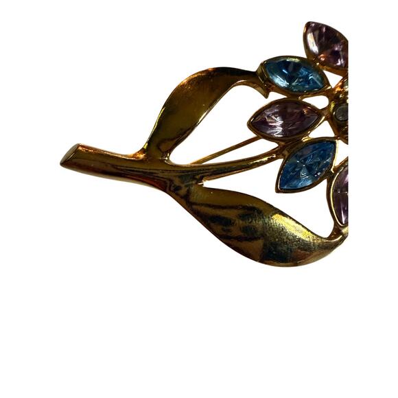 Vintage Avon Gold Tone Rhinestone Flower Brooch Pin - Picture 3 of 5